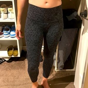 Lululemon Align legging 7/8 length size 6